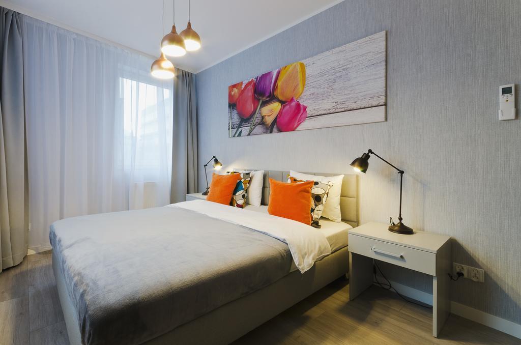 Aparthotel D&C Property Holdings Вроцлав Экстерьер фото